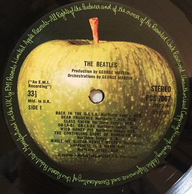 Lot 64 - THE BEATLES - WHITE ALBUM LP (UK TOP LOADING STEREO COPY - PCS 7067/8)