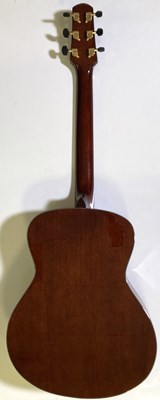 Lot 4 - WALDEN MADERA CG4070 ACOUSTIC GUITAR.