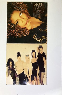 Lot 23 - SHOP DISPLAYS - FEMALE STARS.