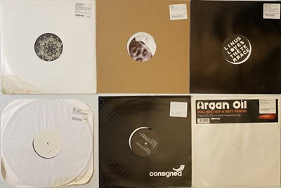 Lot 35 - DEEP HOUSE/TECHNO 12 INCH COLLECTION