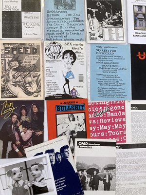 Lot 42 - MUSIC FANZINES / MAGAZINES / PROGRAMMES.