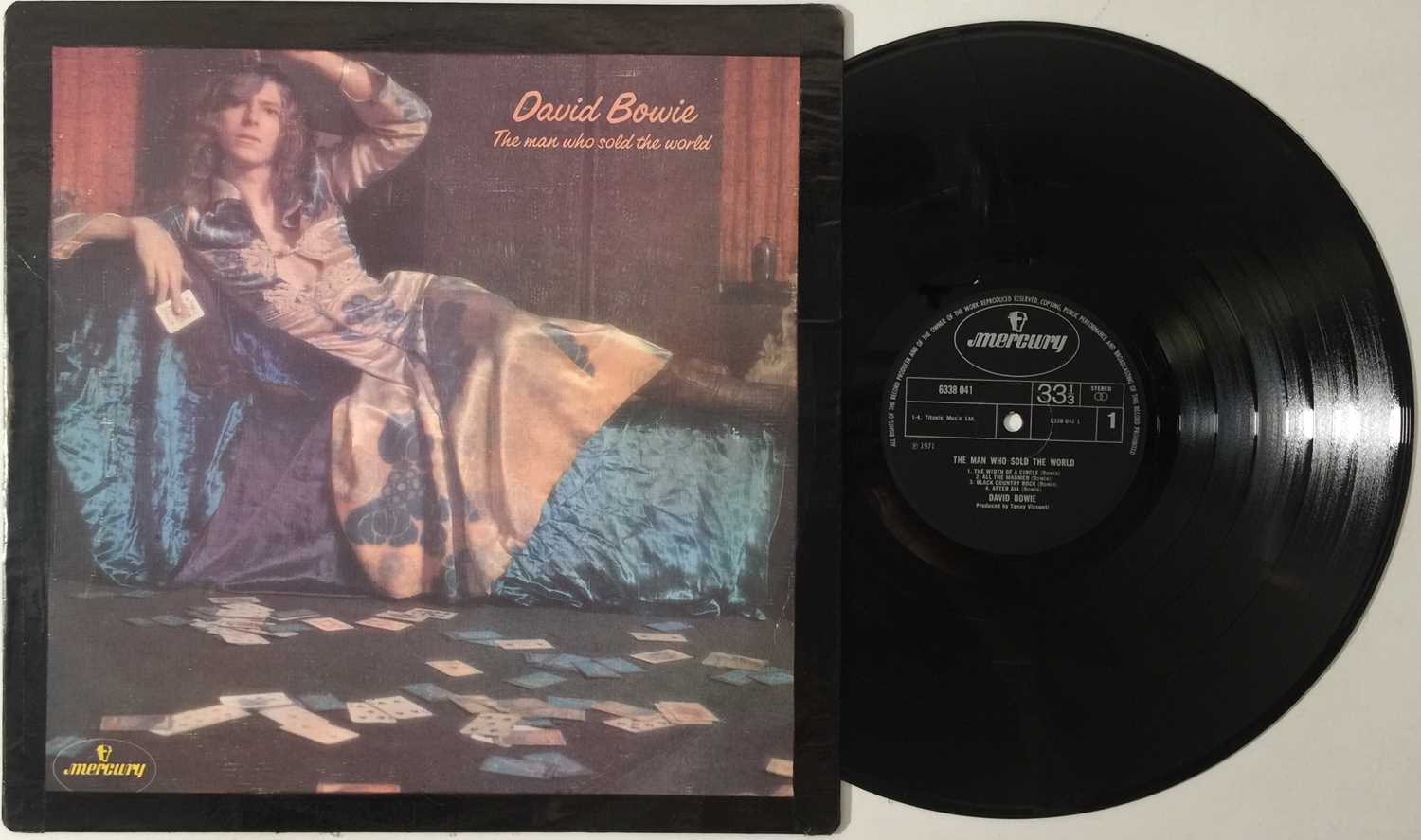 Lot 34 - DAVID BOWIE - THE MAN WHO SOLD THE WORLD LP - ORIGINAL UK 'DRESS SLEEVE' 'TONNY' MISPRINT - MERCURY 6338 041)