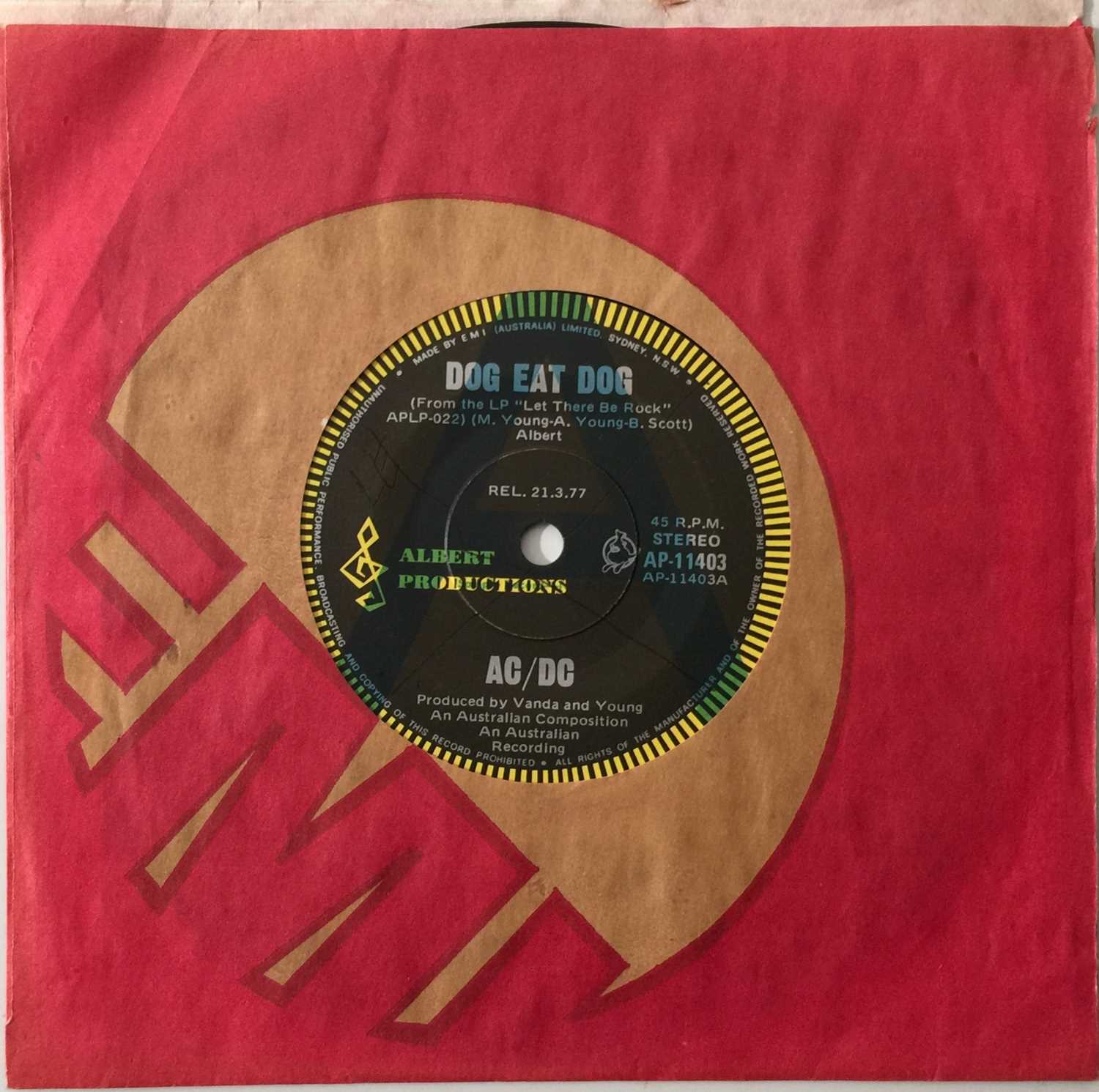 Lot 305 - AC/DC - DOG EAT DOG/ CARRY ME HOME 7" PROMO (AUSTRALIAN - AP-11303)