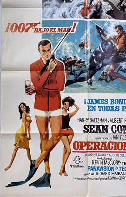 Lot 113 - JAMES BOND - THUNDERBALL (1965) SPANISH CINEMA POSTER.