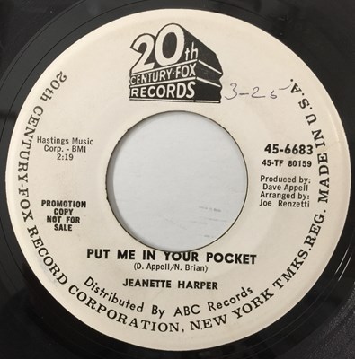 Lot 40 - JEANETTE HARPER - TO BE LOVED/ PUT ME IN YOUR POCKET 7" (US PROMO - 20TH CENTURY - 45-6683)