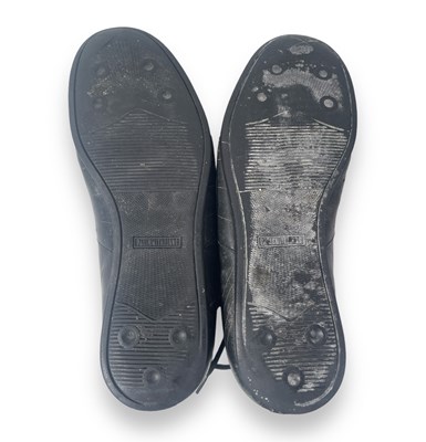 Lot 257 - TALKING HEADS INTEREST - A PAIR OF SHOES OWNED, WORN AND SIGNED BY DAVID BYRNE.