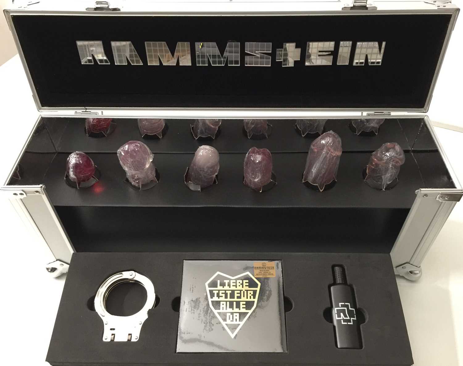 Lot 420 - RAMMSTEIN - LIEBE IST FUR ALLE DA CD BOX SET Lot 420 - RAMMSTEIN - LIEBE IST FUR ALLE DA CD BOX SET