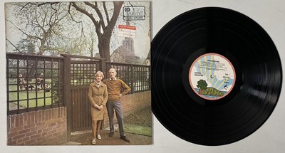Lot 910 - FOLK - LP COLLECTION