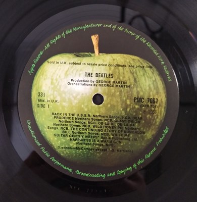 Lot 860 - THE BEATLES - WHITE ALBUM LP (EARLY UK - 0004737 - PMC 7067/ 68)