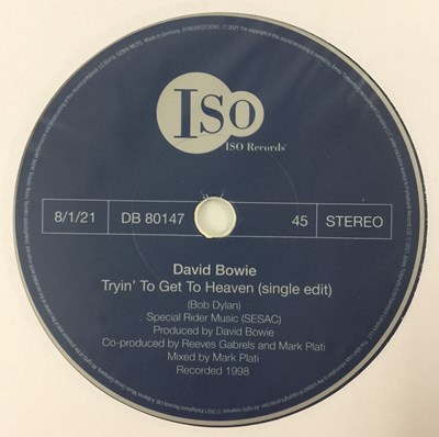 Lot 1186 - DAVID BOWIE - MOTHER/ TRYIN' TO GET TO HEAVEN 7" (CREAM VINYL - DB 80147)