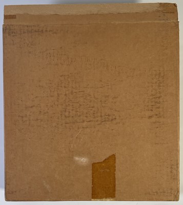 Lot 476 - DAVID BOWIE - LIMITED EDITION RYKO SOUND + VISION WOODEN BOX SET WITH BOWIE SIGNATURE.
