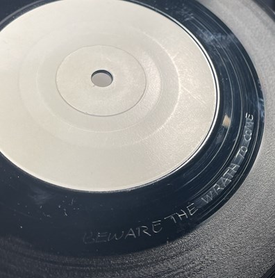 Lot 49 - THE SMITHS - BIGMOUTH STRIKES AGAIN 7" (ORIGINAL UK WHITE LABEL TEST PRESSING - RT 192)