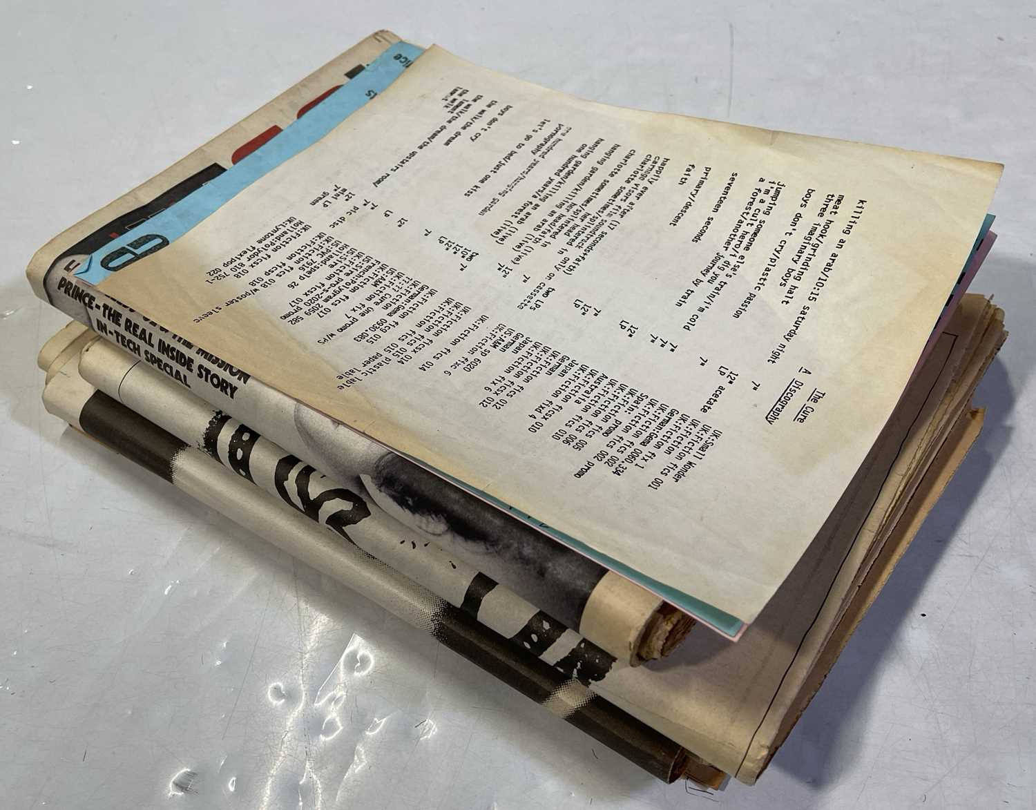Lot 436 - THE CURE - LARGE QUANTITY OF PRESS CUTTINGS / NEWSPAPERS ETC - MARQUEE HANDBILLS INC JOY DIVISION.