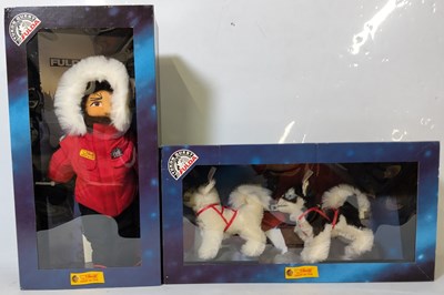 Lot 119 - STEIFF HUSKY SET WITH MUSHER (038624)