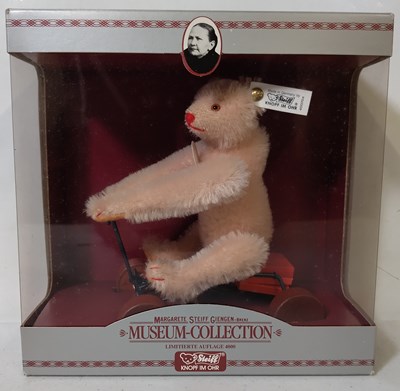 Lot 114 - STEIFF RECORD TEDDY BEAR ROSE - 400704