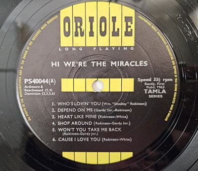 Lot 258 - THE MIRACLES - HI WE'RE THE MIRACLES LP (UK ORIGINAL - ORIOLE - PS40044)