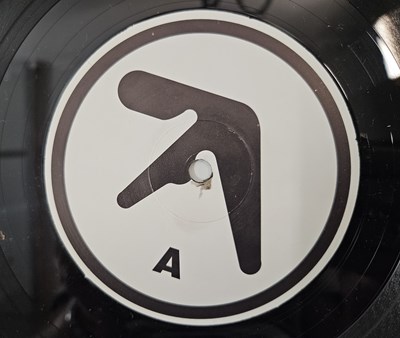 Lot 892 - APHEX TWIN - SELECTED AMBIENT WORKS 85-92 LP (AMB LP 3922 - ORIGINAL RECORD / 2ND SLEEVE)