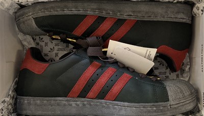 Lot 203 - IAN BROWN - ADIDAS SUPERSTAR 1 SHOES IN BOX. Lot 203 - IAN BROWN - ADIDAS SUPERSTAR 1 SHOES IN BOX.