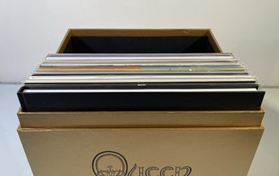 Lot 433 - QUEEN - STUDIO COLLECTION LP BOX SET (15 ALBUM COLLECTION - 00602547202888)