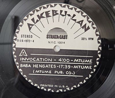 Lot 83 - MTUME UMOJA ENSEMBLE - 'ALKEBU-LAN - LAND OF THE BLACKS (LIVE AT THE EAST) 70'S USA STRATA-EAST LP