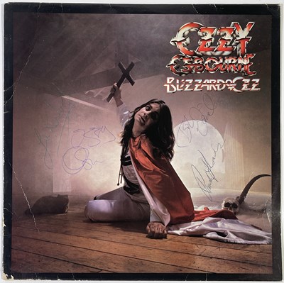 Lot 237 - OZZY OSBOURNE - FULLY SIGNED COPY OF BLIZZARD OF OZZ INC RANDY RHOADS.