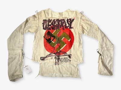 Lot 352 - SEDITIONARIES - VIVIENNE WESTWOOD AND MALCOLM MCLAREN - AN ORIGINAL 'DESTROY' MUSLIN SHIRT, EX-BONHAMS.