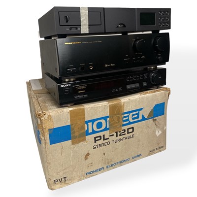 Lot 27 - AUDIO EQUIPMENT INC NAIM / PIONEER / MARANTZ.