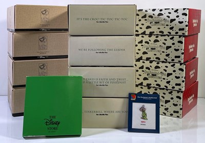 Lot 25 - DISNEY COLLECTABLE RELIEF PLATE COLLECTION
