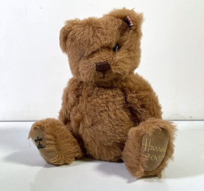 Lot 30 - HARRODS ANNUAL CHRISTMAS BEAR 2007 BENJAMIN - 662751