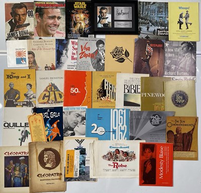 Lot 214 - FILM PROMOTIONAL AND PREMIERE COLLECTABLES INC INVITES / PRESS INFORMATION/PACKS AND PROGRAMMES.