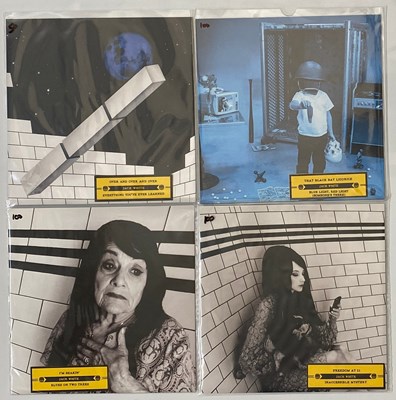 Lot 188 - JACK WHITE - TRI-COLOUR 7" PACK