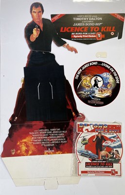 Lot 127 - JAMES BOND - SHOP DISPLAYS INC SPECTRE / TIMOTHY DALTON ERA-BOND.