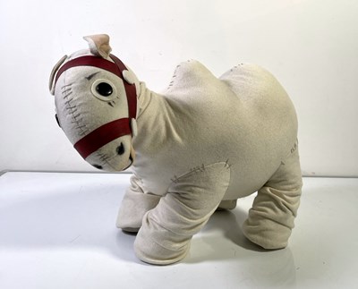 Lot 49 - R JOHN WRIGHT CAMEL WITH THE WRINKLED KNEES DOLL
