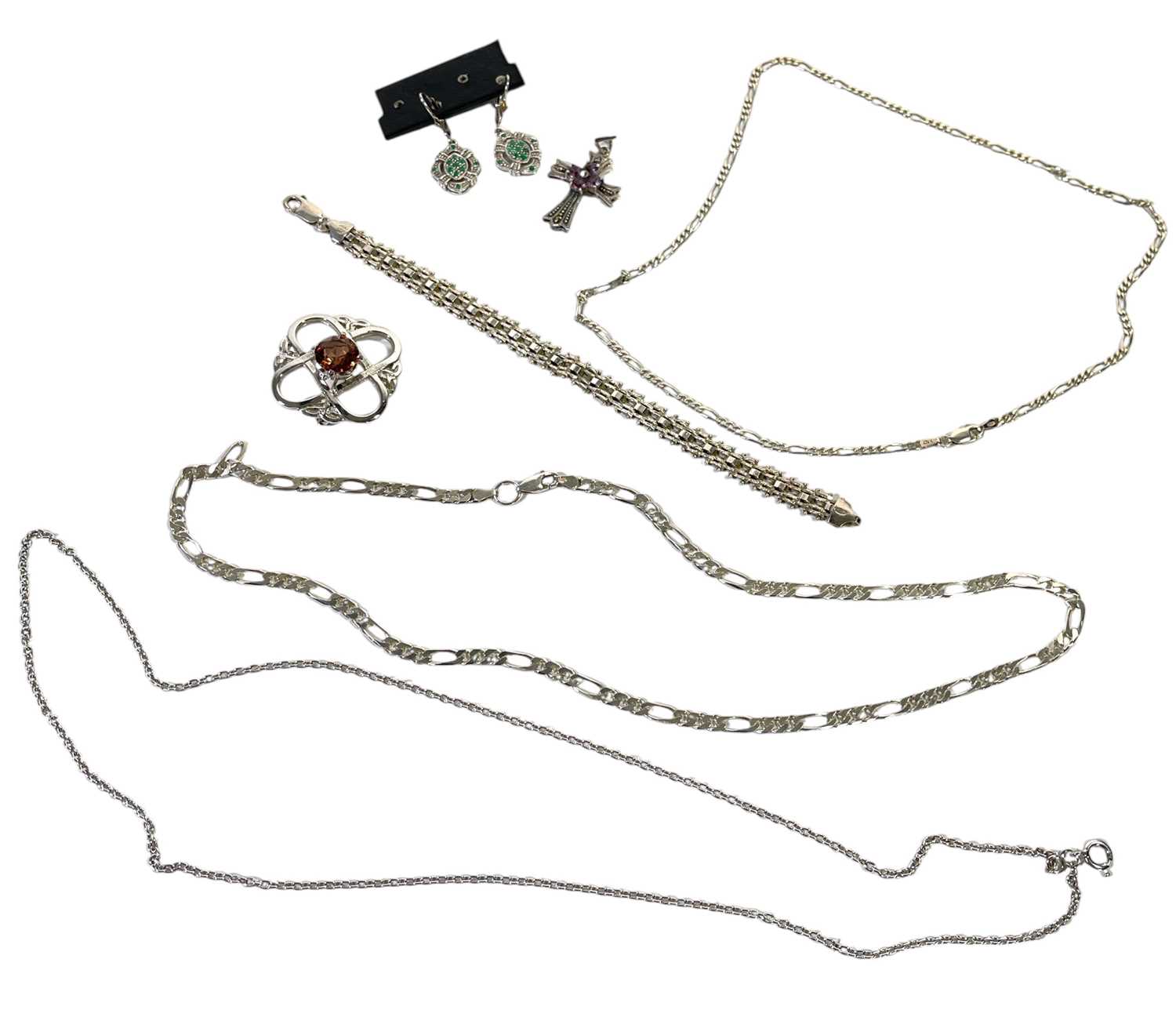 Lot 16 - SILVER NECKLACES / BRACELETS.