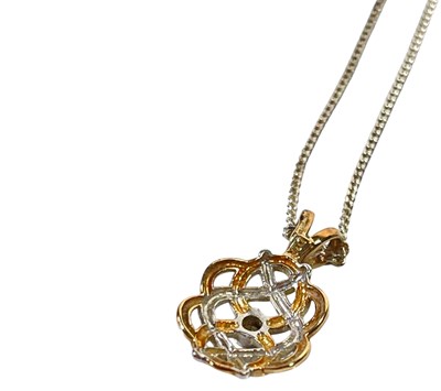 Lot 17 - JEWELLERY - GOLD / SILVER.