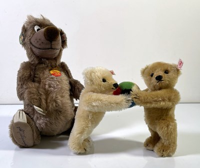 Lot 101 - PACK OF TWO STEIFF BEARS