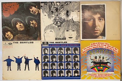 Lot 762 - THE BEATLES LP PACK - UK/USA ORIGINALS, COMPILATIONS, NUMBERED WHITE ALBUM + MORE