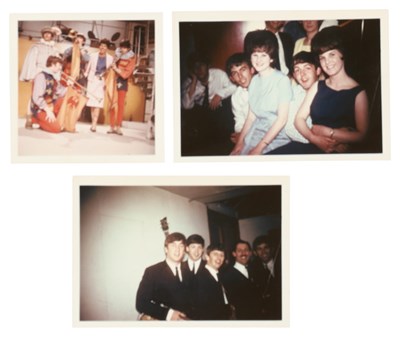 Lot 303 - THE BEATLES - GROUP OF UNPUBLISHED PHOTOS - 1964.