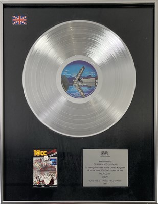 Lot 338 - 10CC - GRAHAM GOULDMAN - 'GREATEST HITS 1972-1978' BPI PLATINUM DISC AWARD