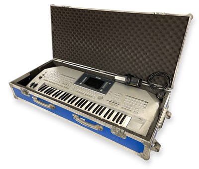 Lot 18 - KEYBOARDS INC YAMAHA TYROS 2 / FATAR STUDIO 900.